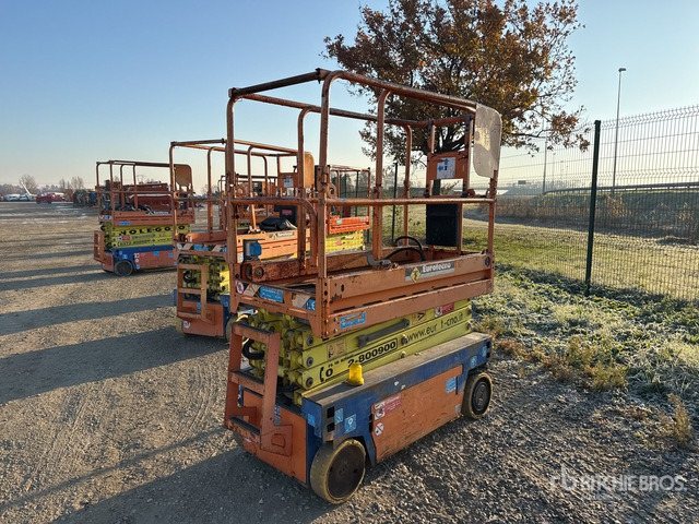 2009 Iteco IT5980 (Inoperable) Scissor Lift - Scissor lift: picture 3 2009 Iteco IT5980 (Inoperable) Scissor Lift - Scissor lift: picture 3