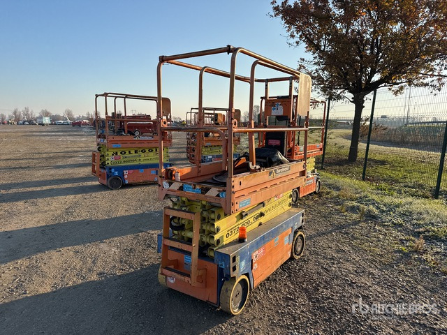 2009 Iteco IT5980 (Inoperable) Scissor Lift - Scissor lift: picture 3 2009 Iteco IT5980 (Inoperable) Scissor Lift - Scissor lift: picture 3