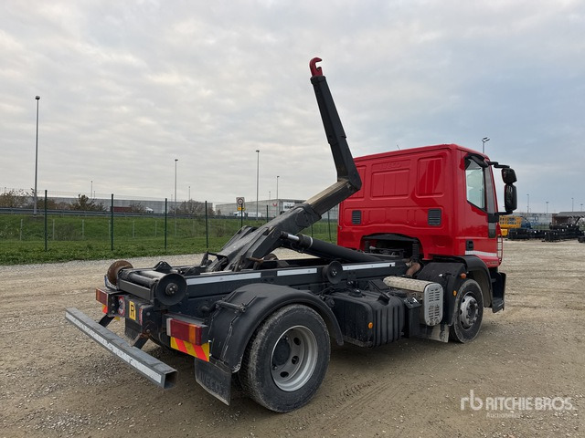 2009 Iveco Eurocargo 120E28 4x2 Roll-Off Truck - Hook lift truck: picture 3 2009 Iveco Eurocargo 120E28 4x2 Roll-Off Truck - Hook lift truck: picture 3