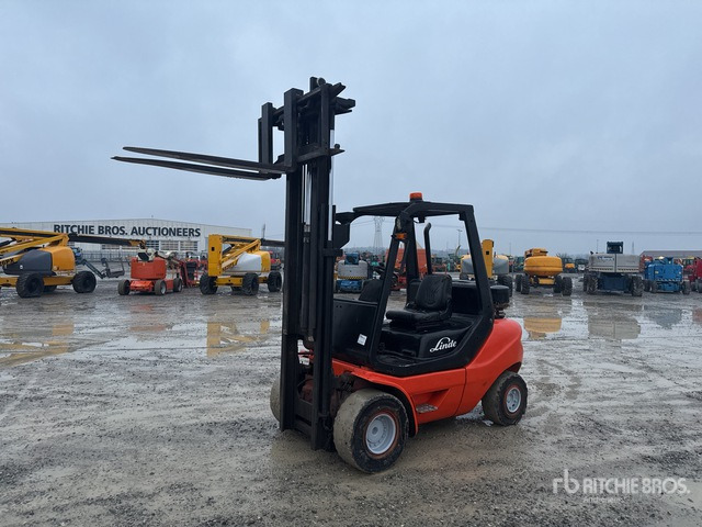 2010 Linde H30 3000 kg Forklift - Forklift: picture 1 2010 Linde H30 3000 kg Forklift - Forklift: picture 1