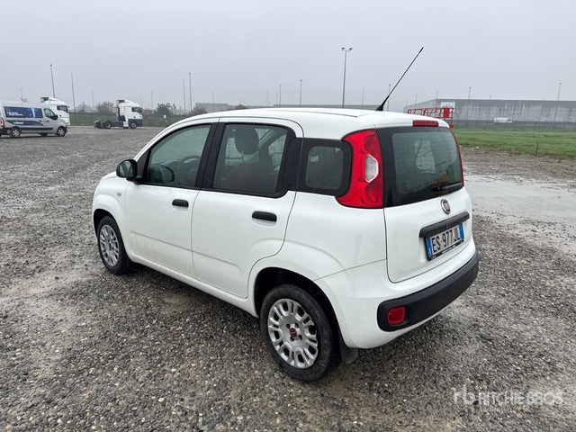 2013 Fiat Panda Automobile - Car: picture 2 2013 Fiat Panda Automobile - Car: picture 2