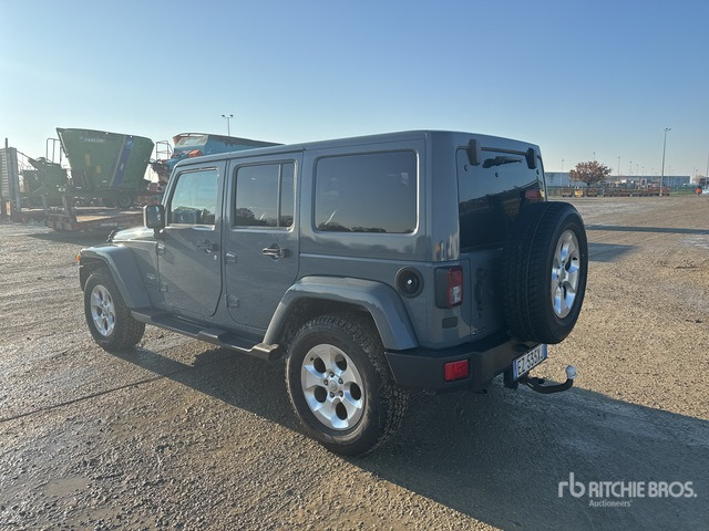 2015 Jeep Wrangler Unlimited Sahara 2.8 CRD 4WD auto 147KW/200CV SUV - SUV: picture 2 2015 Jeep Wrangler Unlimited Sahara 2.8 CRD 4WD auto 147KW/200CV SUV - SUV: picture 2