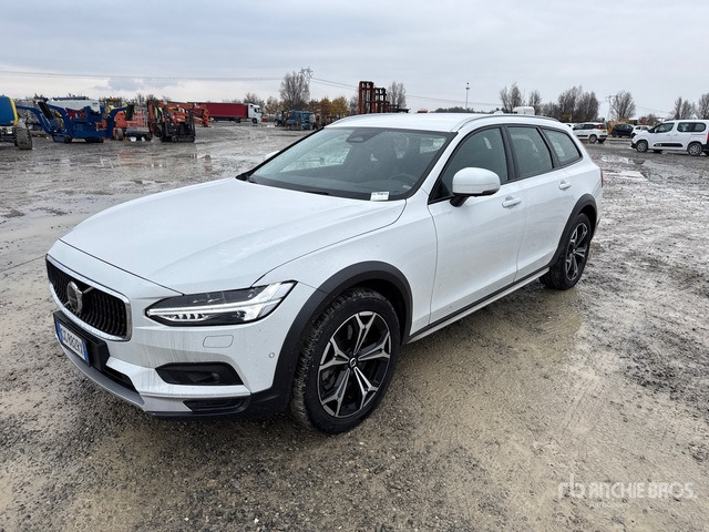2021 Volvo V90 CROSS COUNTRY SW B4 D AUTO CC P ... Station Wagon - Station wagon: picture 1 2021 Volvo V90 CROSS COUNTRY SW B4 D AUTO CC P ... Station Wagon - Station wagon: picture 1