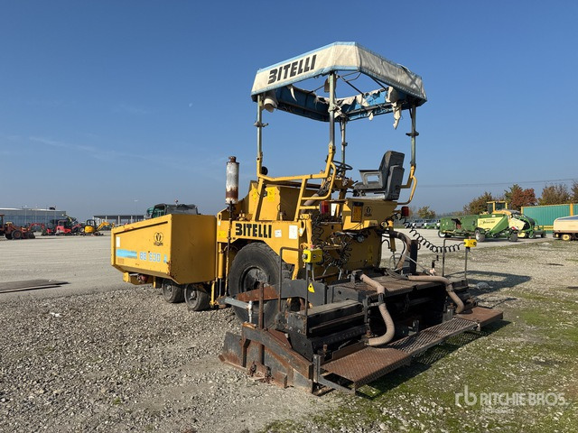 Bitelli BB30 Asphalt Paver - Asphalt paver: picture 2 Bitelli BB30 Asphalt Paver - Asphalt paver: picture 2