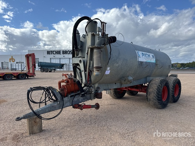 1996 Pichon TCI10 Liquid T/A Tonne A Lisier 2 Essieux Liquid Manure Spreader - Slurry tanker: picture 2 1996 Pichon TCI10 Liquid T/A Tonne A Lisier 2 Essieux Liquid Manure Spreader - Slurry tanker: picture 2