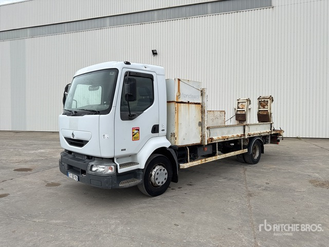 2000 Renault Midlum 4x2 Camion Plateau 4x2 Flatbed Truck - Dropside/ Flatbed truck: picture 1 2000 Renault Midlum 4x2 Camion Plateau 4x2 Flatbed Truck - Dropside/ Flatbed truck: picture 1