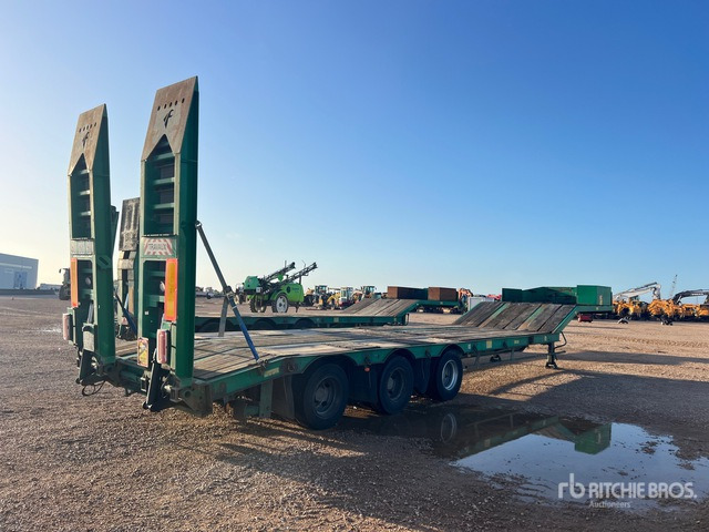 2006 ACTM S46315 Semi-Remorque Porte-Engins 3 Es ... Lowboy Trailer - Low loader semi-trailer: picture 3 2006 ACTM S46315 Semi-Remorque Porte-Engins 3 Es ... Lowboy Trailer - Low loader semi-trailer: picture 3