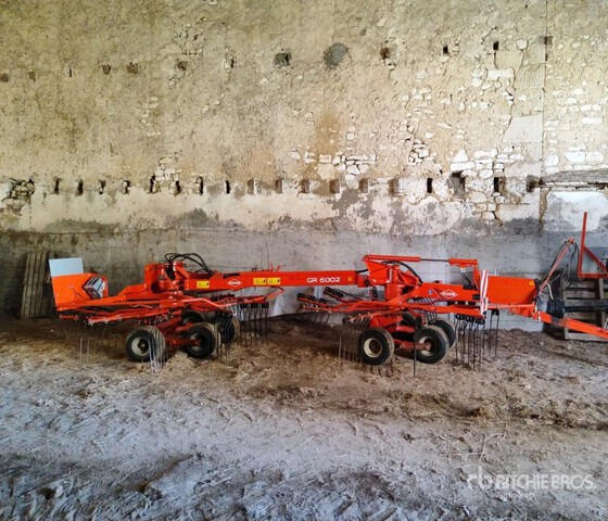 2012 Kuhn GA 6002 6 m Semi-Mount 2 Rotor Hay Rake - Flail mower/ Mulcher: picture 1 2012 Kuhn GA 6002 6 m Semi-Mount 2 Rotor Hay Rake - Flail mower/ Mulcher: picture 1