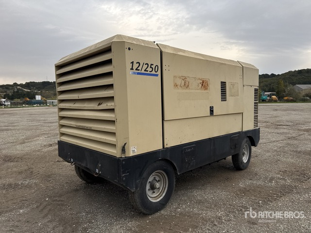 2013 Doosan 12250 25 m3/min Mobile 25000 L Compre ... Air Compressor - Air compressor: picture 3 2013 Doosan 12250 25 m3/min Mobile 25000 L Compre ... Air Compressor - Air compressor: picture 3