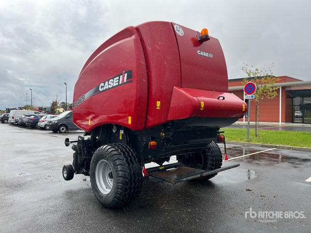 2014 Case IH RB465 Presse A Balles Rondes 1 Essieu S/A Round Baler - Round baler: picture 3 2014 Case IH RB465 Presse A Balles Rondes 1 Essieu S/A Round Baler - Round baler: picture 3