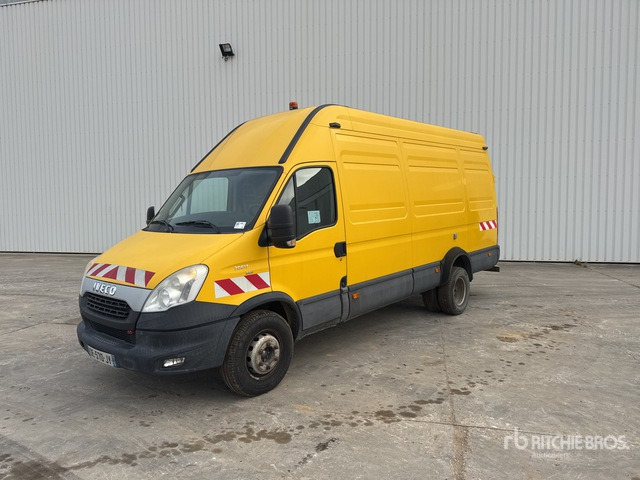 2014 Iveco 70C17 4x2 Camion Atelier Service 4x2 Service Truck - Panel van, Municipal/ Special vehicle: picture 2 2014 Iveco 70C17 4x2 Camion Atelier Service 4x2 Service Truck - Panel van, Municipal/ Special vehicle: picture 2