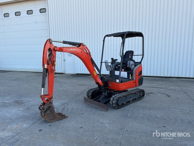 2015 Kubota KX019-4 Mini-Pelle Mini Excavator: <6.6t - Mini excavator: picture 1 2015 Kubota KX019-4 Mini-Pelle Mini Excavator: <6.6t - Mini excavator: picture 1