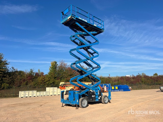 2016 Genie GS3590RT 4x4 Nacelle Ciseaux Scissor Lift - Scissor lift: picture 4 2016 Genie GS3590RT 4x4 Nacelle Ciseaux Scissor Lift - Scissor lift: picture 4