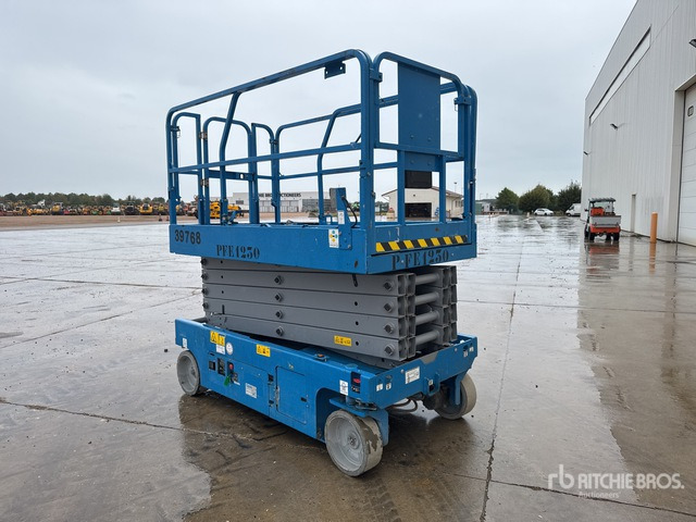 2019 Genie GS3246 Electric Nacelle Ciseau Electri ... Scissor Lift - Scissor lift: picture 4 2019 Genie GS3246 Electric Nacelle Ciseau Electri ... Scissor Lift - Scissor lift: picture 4