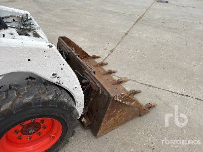 Skid steer loader BOBCAT S130 Mini Chargeuse Compacte: picture 13