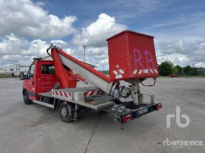 IVECO 35S11 2014 Multitel MT202 20 m on Cam ... - Truck mounted aerial platform: picture 2 IVECO 35S11 2014 Multitel MT202 20 m on Cam ... - Truck mounted aerial platform: picture 2