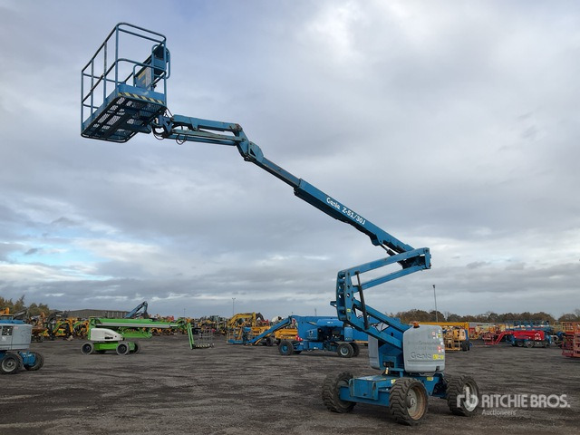 2008 Genie Z51/30JRT 4WD Diesel Articulating Boom Lift - Articulated boom: picture 1 2008 Genie Z51/30JRT 4WD Diesel Articulating Boom Lift - Articulated boom: picture 1