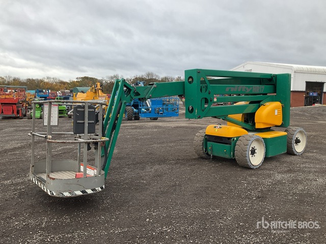 Articulated boom 2008 Nifty-Lift HR17 2WD Electric (Inoperable) Articulating Boom Lift: picture 1