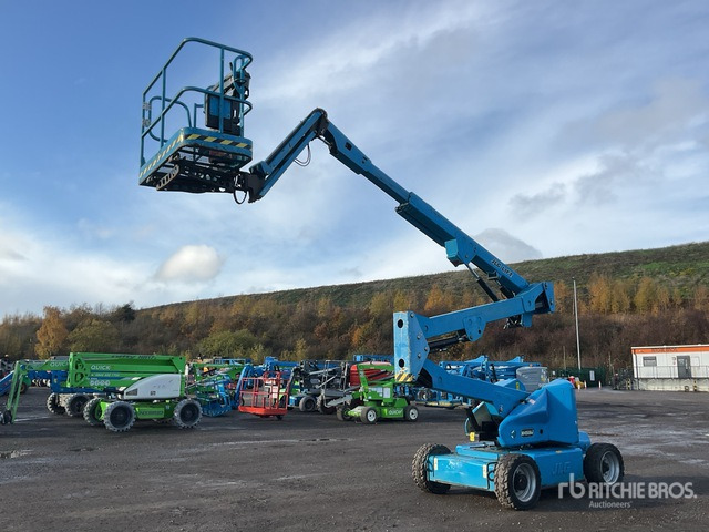 2012 JLG M450AJ 2WD Hybrid Articulating Boom Lift - Articulated boom: picture 2 2012 JLG M450AJ 2WD Hybrid Articulating Boom Lift - Articulated boom: picture 2