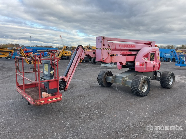 2013 JLG 450AJ 4WD Diesel Articulating Boom Lift - Articulated boom: picture 3 2013 JLG 450AJ 4WD Diesel Articulating Boom Lift - Articulated boom: picture 3