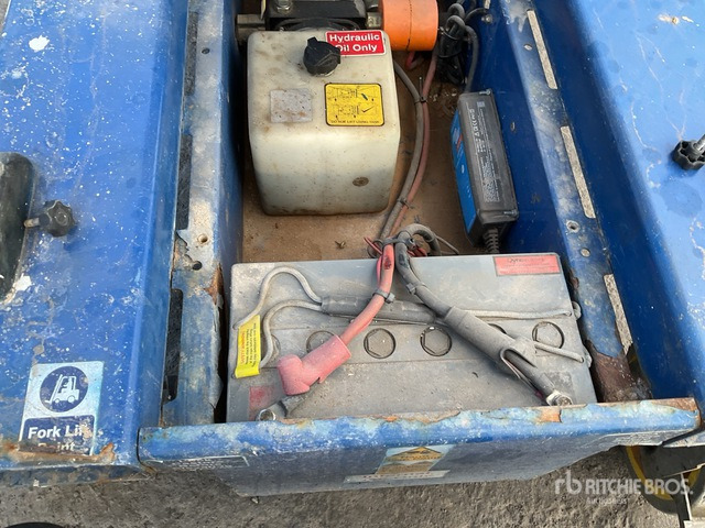 2013 Power Tower Nano Vertical Mast Lift - Vertical mast lift: picture 5 2013 Power Tower Nano Vertical Mast Lift - Vertical mast lift: picture 5