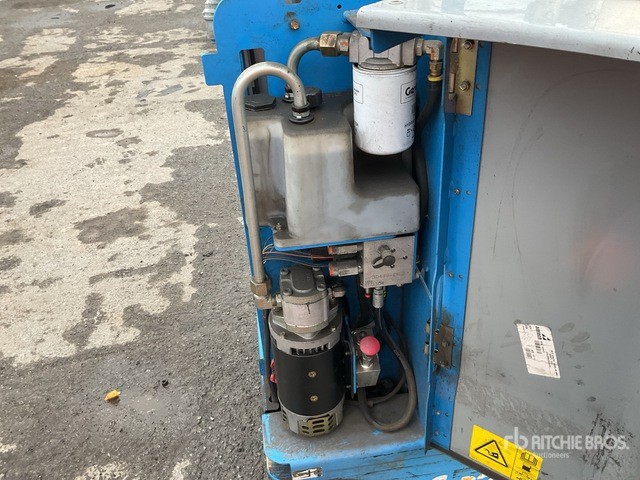 2014 Genie QS15 Vertical Mast Lift - Vertical mast lift: picture 5 2014 Genie QS15 Vertical Mast Lift - Vertical mast lift: picture 5