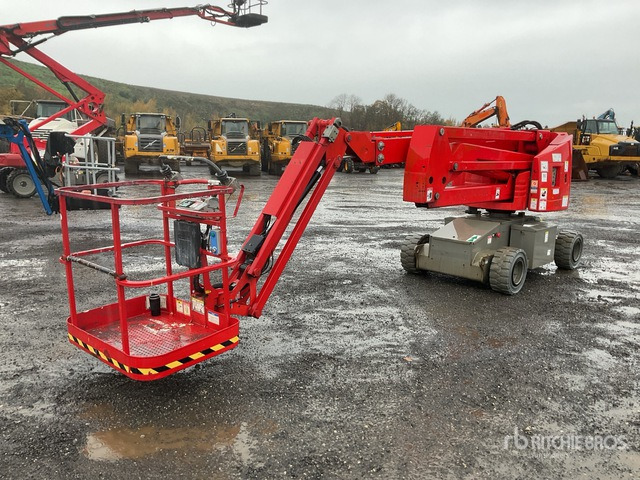 2014 Haulotte HA15IP 2WD Electric Articulating Boom Lift - Articulated boom: picture 3 2014 Haulotte HA15IP 2WD Electric Articulating Boom Lift - Articulated boom: picture 3