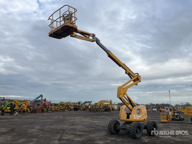 2014 Haulotte HA16PX 4WD Diesel Articulating Boom Lift - Articulated boom: picture 2 2014 Haulotte HA16PX 4WD Diesel Articulating Boom Lift - Articulated boom: picture 2
