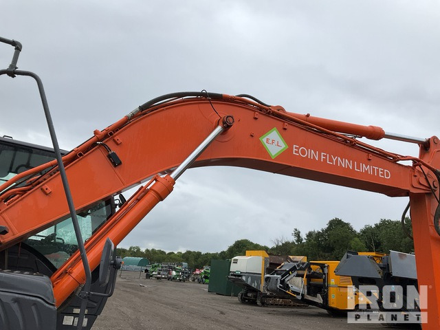 2015 Hitachi ZX210LC-5B Tracked Excavator - Crawler excavator: picture 5 2015 Hitachi ZX210LC-5B Tracked Excavator - Crawler excavator: picture 5