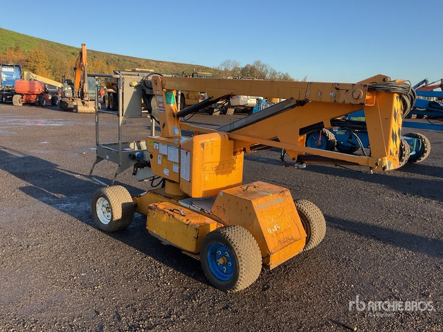 2015 Nifty-Lift HR12NDE 2WD Hybrid Articulating Boom Lift - Articulated boom: picture 3 2015 Nifty-Lift HR12NDE 2WD Hybrid Articulating Boom Lift - Articulated boom: picture 3