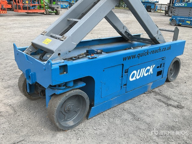 2016 Genie GS2032 Electric Scissor Lift - Scissor lift: picture 4 2016 Genie GS2032 Electric Scissor Lift - Scissor lift: picture 4