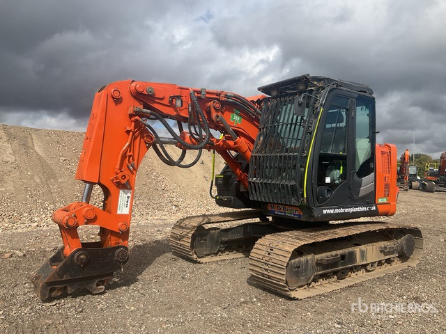 Crawler excavator 2016 Hitachi ZX135US-5B Tunnel Spec Tracked Excavator: picture 1