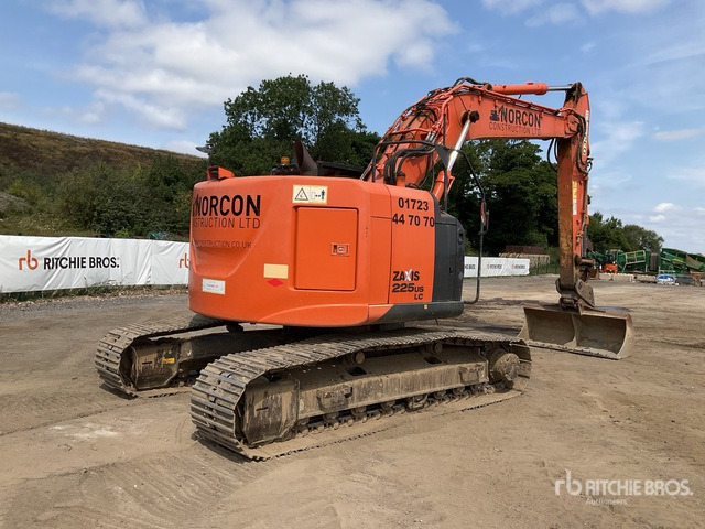 2016 Hitachi ZX225USLC-5B Tracked Excavator - Crawler excavator: picture 4 2016 Hitachi ZX225USLC-5B Tracked Excavator - Crawler excavator: picture 4