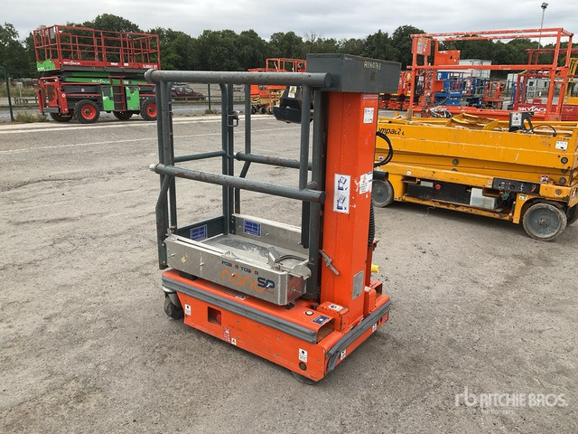 2020 Power Tower Nano SP Plus Vertical Mast Lift - Vertical mast lift: picture 4 2020 Power Tower Nano SP Plus Vertical Mast Lift - Vertical mast lift: picture 4