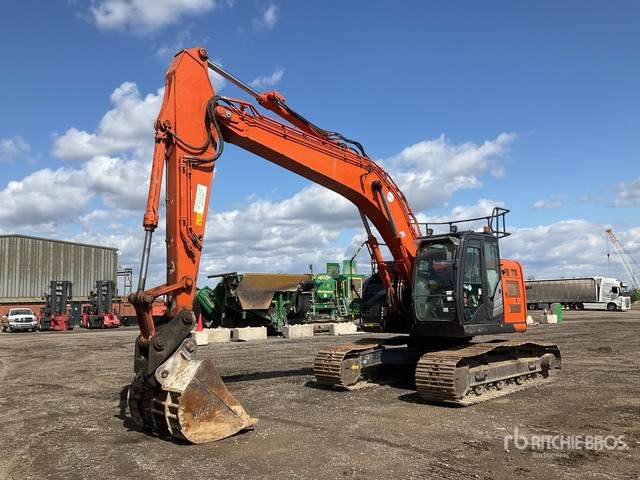 2021 Hitachi ZX225USLC-6 Tracked Excavator - Crawler excavator: picture 2 2021 Hitachi ZX225USLC-6 Tracked Excavator - Crawler excavator: picture 2
