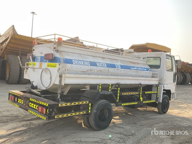 2002 Iveco Cargo 712 5000 L 4x2 Water Truck - Tank truck: picture 5 2002 Iveco Cargo 712 5000 L 4x2 Water Truck - Tank truck: picture 5