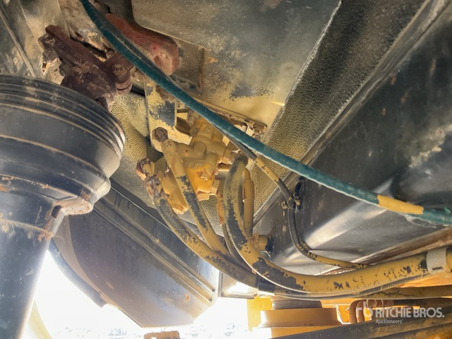 2003 Cat 966G Series II Wheel Loader - Wheel loader: picture 4 2003 Cat 966G Series II Wheel Loader - Wheel loader: picture 4