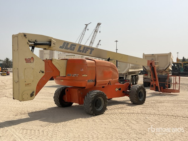 2005 JLG 800AJ 4WD Diesel Articulating Boom Lift - Articulated boom: picture 3 2005 JLG 800AJ 4WD Diesel Articulating Boom Lift - Articulated boom: picture 3