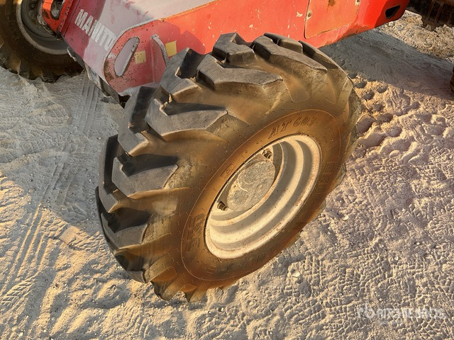 2005 Manitou 180ATJ 4WD Diesel (Inoperable) Articulating Boom Lift - Articulated boom: picture 4 2005 Manitou 180ATJ 4WD Diesel (Inoperable) Articulating Boom Lift - Articulated boom: picture 4