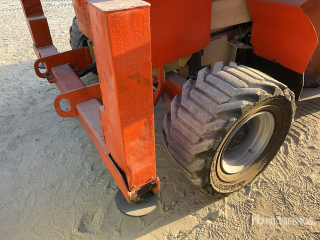 2008 JLG 3394RT 4x4 Diesel Scissor Lift - Scissor lift: picture 4 2008 JLG 3394RT 4x4 Diesel Scissor Lift - Scissor lift: picture 4