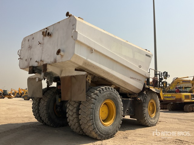 2010 Komatsu HD465-7R 50000 L Water Wagon - Rigid dumper/ Rock truck: picture 4 2010 Komatsu HD465-7R 50000 L Water Wagon - Rigid dumper/ Rock truck: picture 4