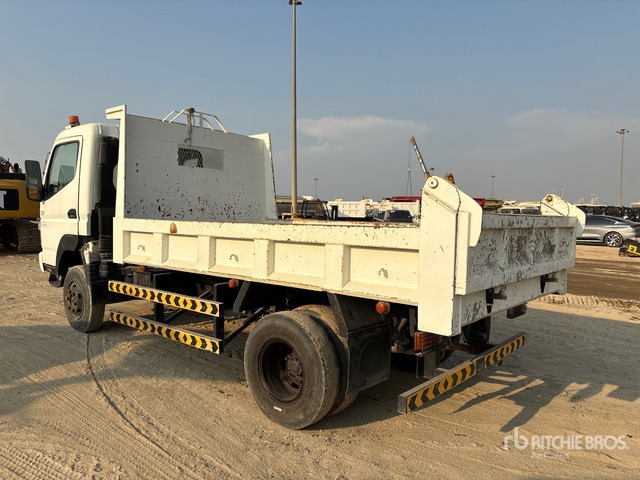 2010 Mitsubishi Canter 4x4 S/A Dump Truck - Tipper: picture 2 2010 Mitsubishi Canter 4x4 S/A Dump Truck - Tipper: picture 2