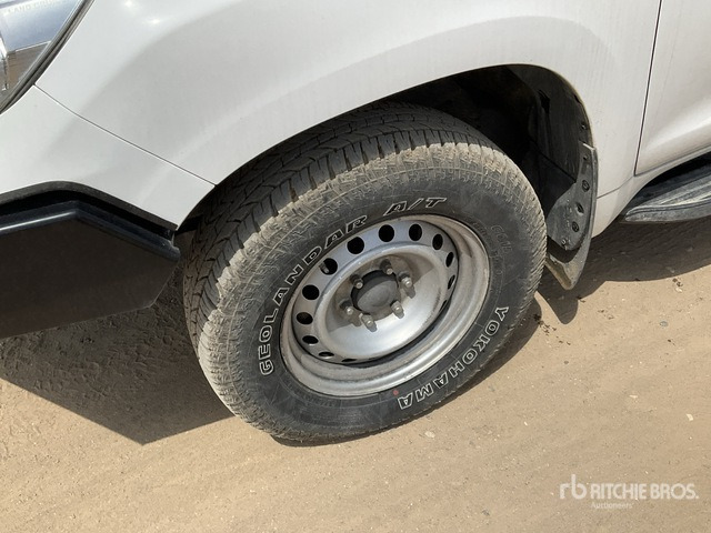 2018 Toyota Prado TX 150L 4x4 SUV - SUV: picture 5 2018 Toyota Prado TX 150L 4x4 SUV - SUV: picture 5