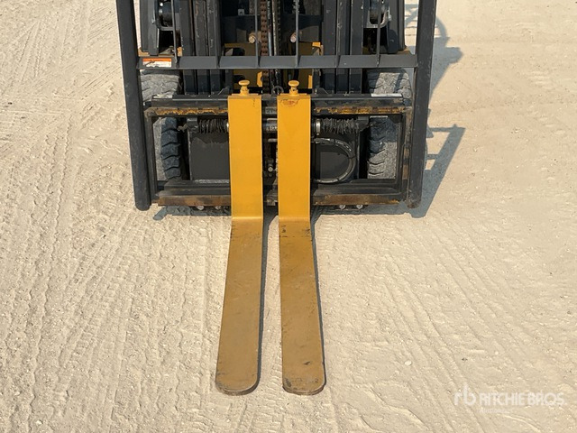 2020 Cat EP25CB 2.5 ton Electric Forklift - Electric forklift: picture 4 2020 Cat EP25CB 2.5 ton Electric Forklift - Electric forklift: picture 4