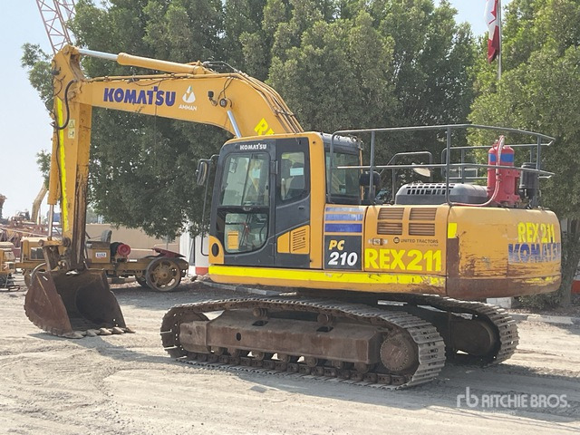 2022 Komatsu PC210-10M0 Tracked Excavator - Crawler excavator: picture 3 2022 Komatsu PC210-10M0 Tracked Excavator - Crawler excavator: picture 3