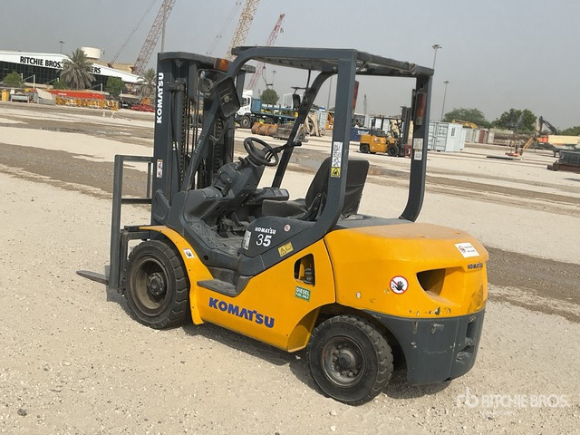 Komatsu FD30T-17 - Diesel forklift: picture 4 Komatsu FD30T-17 - Diesel forklift: picture 4