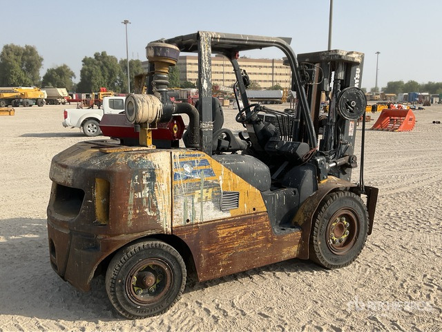 Komatsu FH40-1 - Diesel forklift: picture 3 Komatsu FH40-1 - Diesel forklift: picture 3
