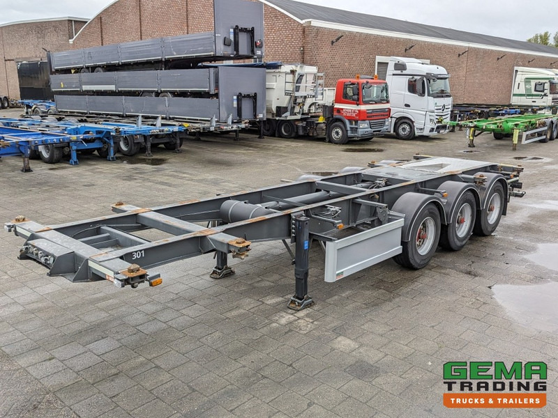 Burg BPO 12-27 3-Assen BPW ADR EX/II EX/III FL OX AT - Trommelremmen - 20/30FT TankChassis - RVS Driptray/Toolbox (O1824) - Container transporter/ Swap body semi-trailer: picture 4 Burg BPO 12-27 3-Assen BPW ADR EX/II EX/III FL OX AT - Trommelremmen - 20/30FT TankChassis - RVS Driptray/Toolbox (O1824) - Container transporter/ Swap body semi-trailer: picture 4