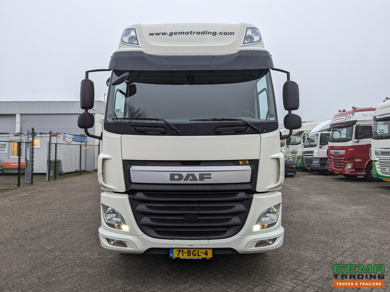 Box truck DAF CF 370 FA 4x2 Spacecab Euro6 - GeslotenBak 8.2M + Laadklep 2000kg - HardHouten vloer - 10/2025APK: picture 9
