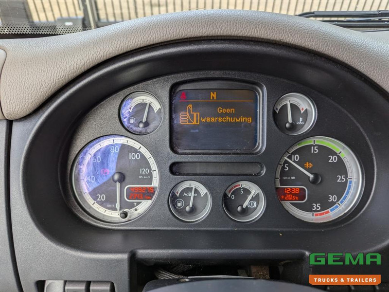 Refrigerator truck DAF FA CF65.250 4x2 Daycab Euro5 KoelVriesBak 6.7M  + Carrier Supra750Mt + Laadklep2000kg: picture 16 Refrigerator truck DAF FA CF65.250 4x2 Daycab Euro5 KoelVriesBak 6.7M  + Carrier Supra750Mt + Laadklep2000kg: picture 16